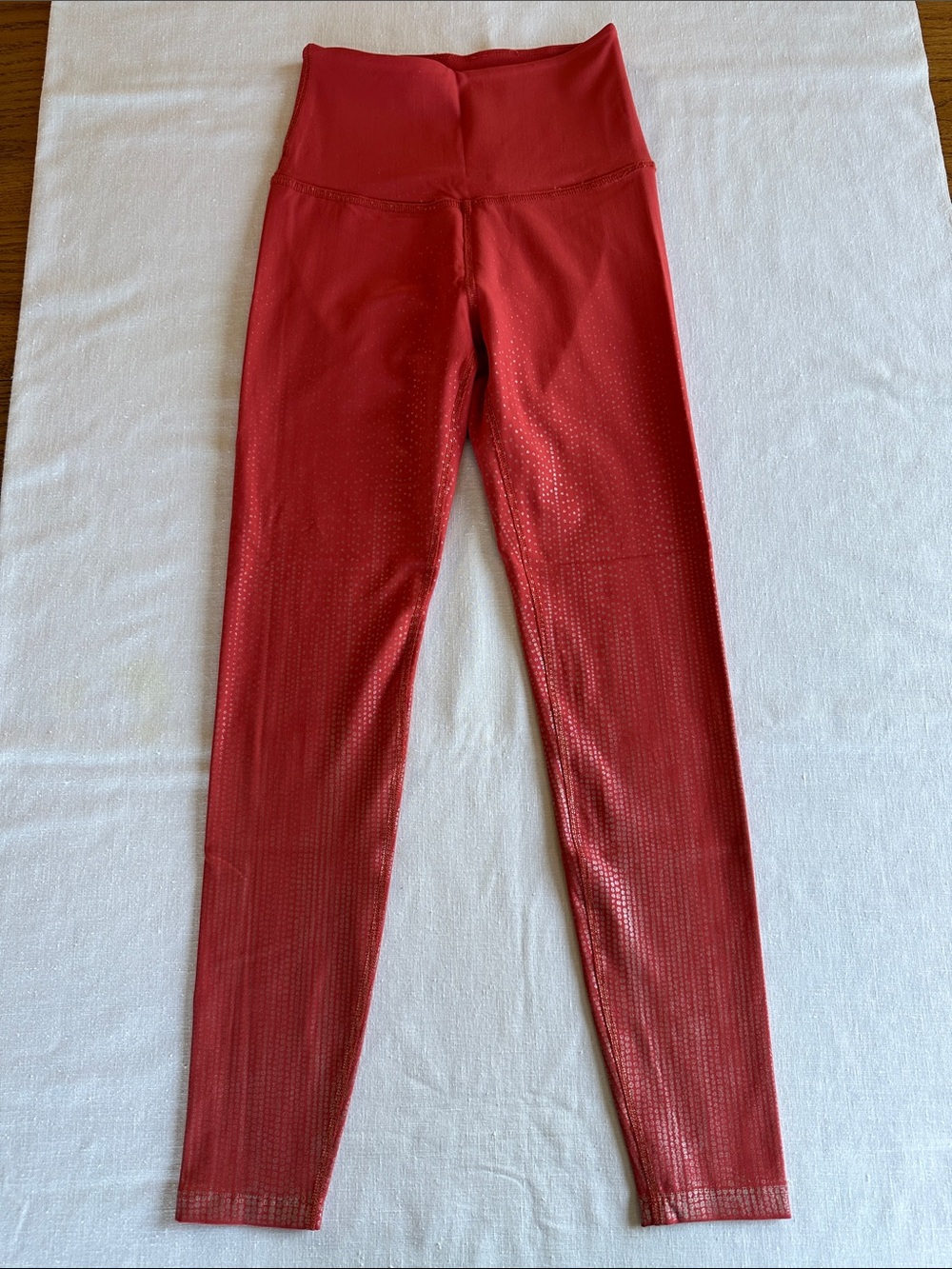 Beyond Yoga Drip Dot High Waisted 7/8 Yoga Leggings Scarlet Sun Antique Gold S